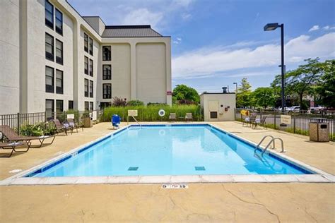 HAMPTON INN DETROIT NORTHVILLE $97 ($̶1̶1̶2̶) - Updated 2019 Prices & Hotel Reviews - MI ...