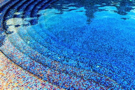 The Classic Splendor of Tiled and Mosaic Swimming Pools in Sachse ...