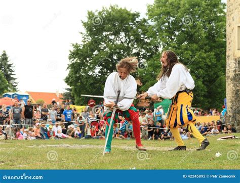 Sword fighting editorial photography. Image of visitor - 42245892