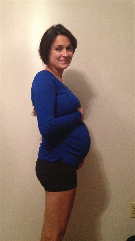 19 Weeks – The Maternity Gallery