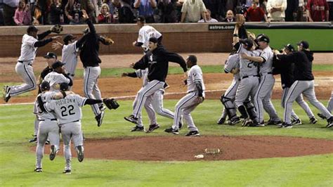 On This Day in History: Chicago White Sox won 1st World Series in 88 ...