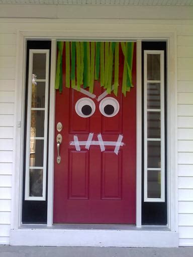 DIY Monster Door Decoration. - Oh My Fiesta! in english