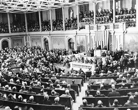 [Photo] US President Franklin Roosevelt delivering his annual State of the Union speech to the ...