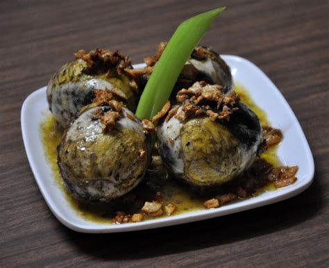 Pickled Balut Recipe - Pinoy Easy Recipes