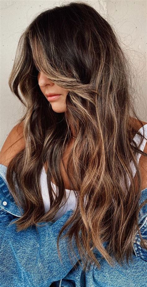 35 Cute Curtain Bangs That You Should Try In 2022 Effortless Brunette With