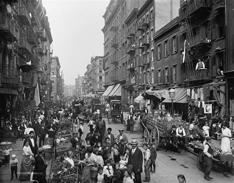 File:Mulberry Street, New York City (LOC det.4a08193).jpg - Wikimedia Commons