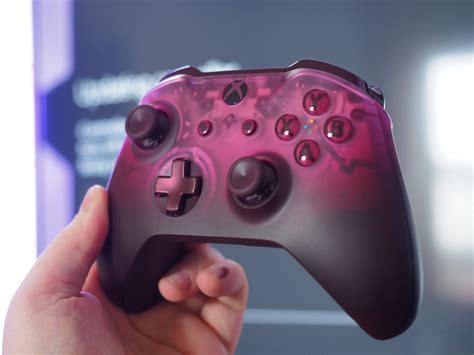 Xbox One Wireless Controller in Phantom Magenta brings the purple passion