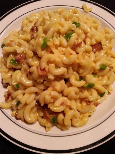 Christine's Pantry: Bacon Macaroni and Cheese