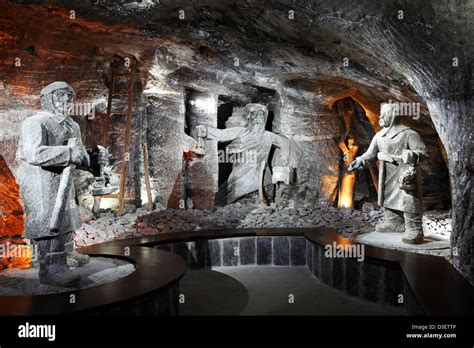 Sculptures in Wieliczka Salt Mine, Kraków, Poland Stock Photo - Alamy