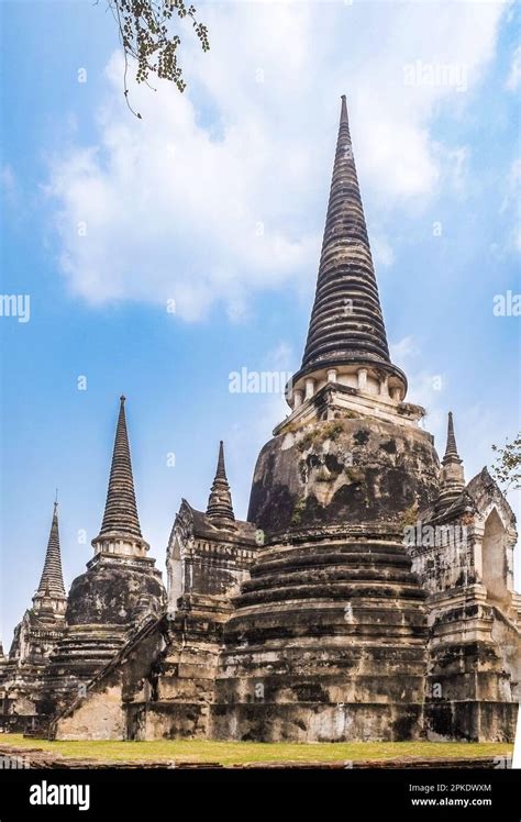 Ayutthaya architecture, temples and buddhas Stock Photo - Alamy