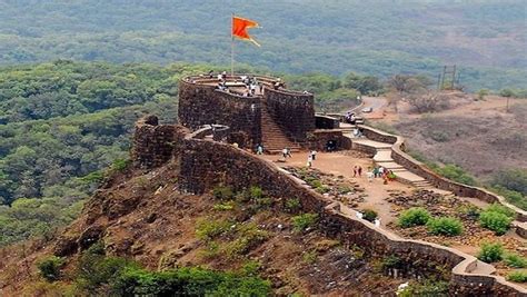 5 Amazingly designed forts in Maharashtra - RTF | Rethinking The Future