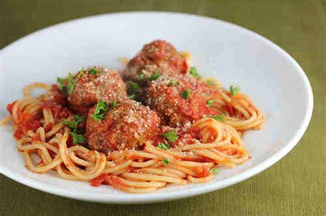 Meatballs & Tomato Sauce Pasta Recipe | Ang Sarap Recipes