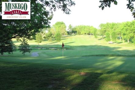 Muskego Lakes Country Club | Wisconsin Golf Coupons | GroupGolfer.com