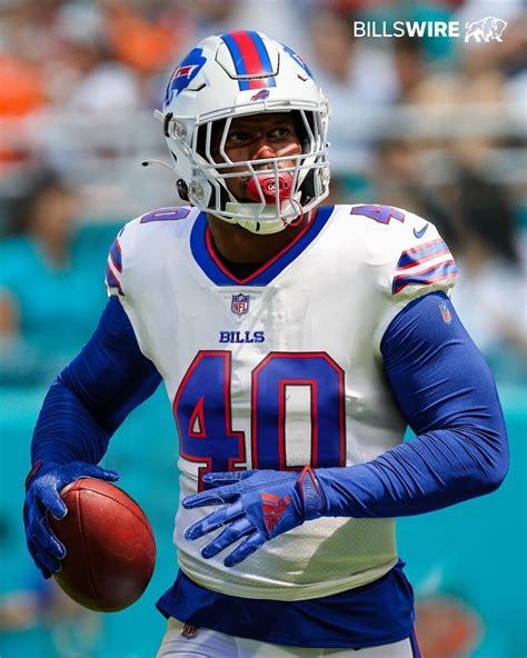 First look at Von Miller in Buffalo Bills uniform