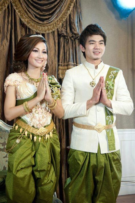 Khmer Wedding Outfits