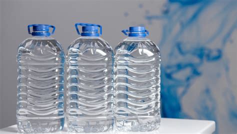Millions of Illinois Residents are on High Alert as the Dangerous 500ml Fiji Water Bottle Recall ...