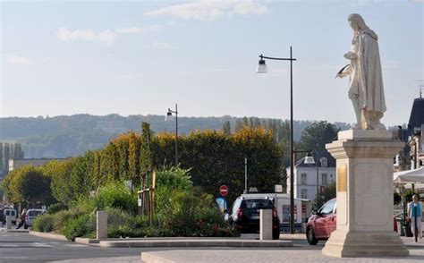 La statue Jean de La Fontaine | Château-Thierry