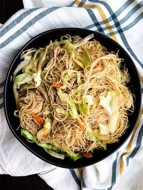 Authentic Pancit Recipe – Filipino Noodles with Chicken - A Healthy Makeover | Recipe | Pancit ...