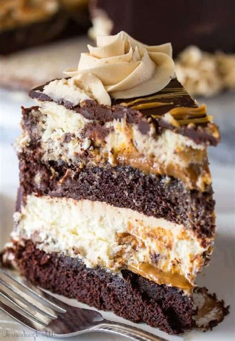 Copycat Cheesecake Factory Reese's Peanut Butter Chocolate Cake Cheesecake | i am baker