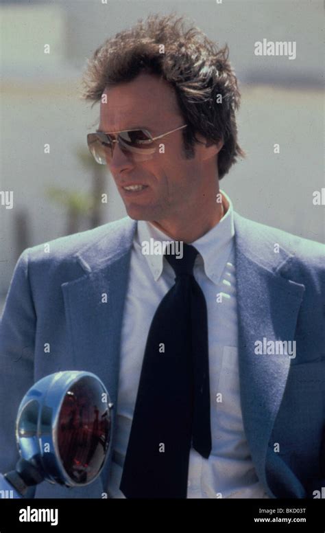 THE GAUNTLET (1977) CLINT EASTWOOD TGL 006 Stock Photo - Alamy