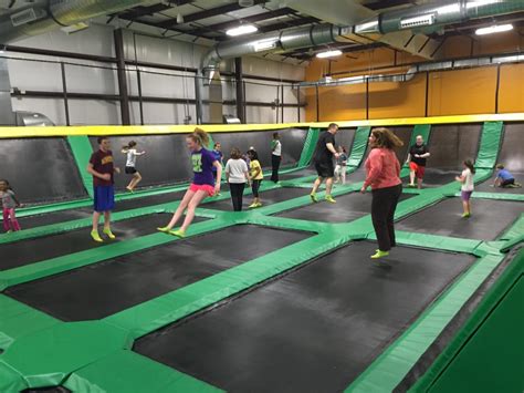 Tips for Choosing the Best Trampoline Park Near Me