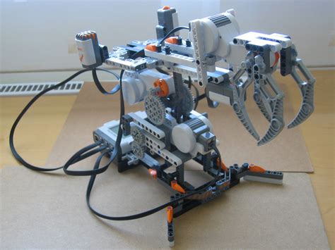 How to Build a Simple Robotic Arm From Lego Mindstorms NXT? : 9 Steps (with Pictures ...