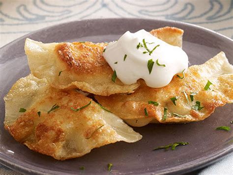 Homemade Perogies Recipe With Sour Cream | Besto Blog