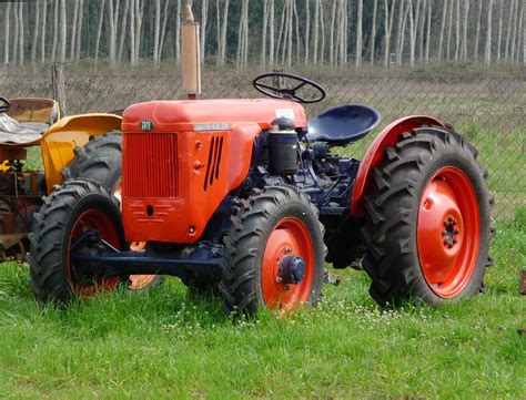 Old Tractors, Vintage Tractors, Agriculture Farming, Heavy Machinery, Forklift, Old Cars, Custom ...