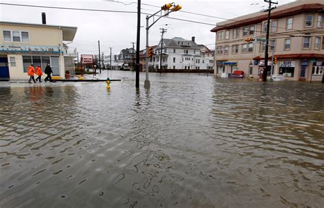 Flood waters from Sandy pose risk of water supply contamination | Fox News