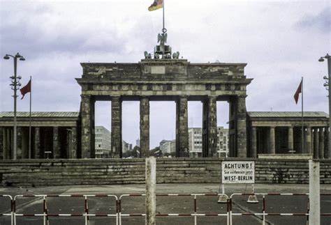 Free Vintage Stock Photo of Berlin Germany Border - VSP