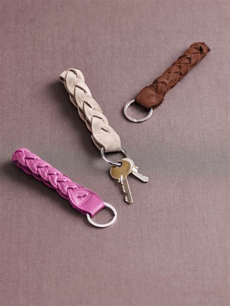 Leather Keychain – Sewing Patterns | BurdaStyle.com