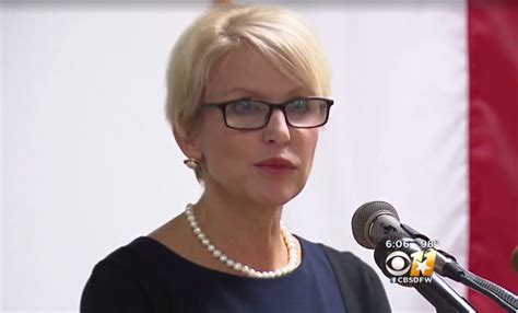 Where is Dallas District Attorney Susan Hawk? - CBS News