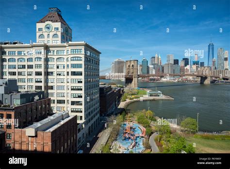 USA, New York, Brooklyn, DUMBO, Clock Tower Condominium, Brooklyn Bridge Stock Photo - Alamy