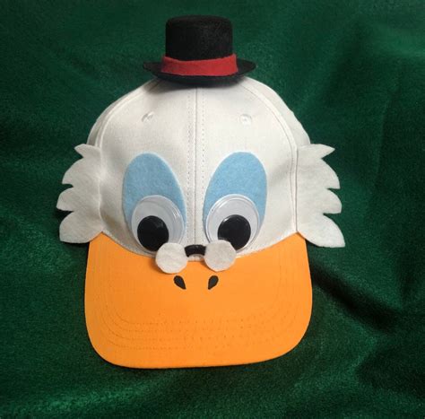 1970s Disneyland cloth cap/hat with Mickey Mouse,Donald Duck,Scrooge ...
