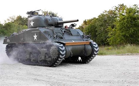 Sherman M4A3 Medium Tank Sound Effects - Pole Position Production