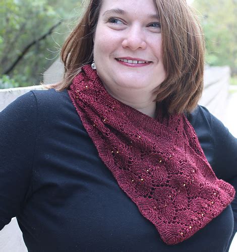 Ravelry: Florence Cathedral Cowl pattern by Courtney Mussatt