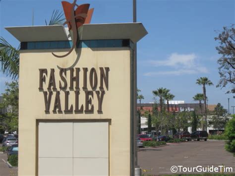 Fashion Valley Mall - TourGuideTim Reveals San Diego!