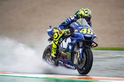 Valentino Rossi MotoGP Wallpapers - Wallpaper Cave