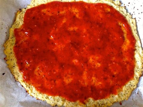 How To: Recipe Makeover - Cauliflower Crust Pizza - How to Eat