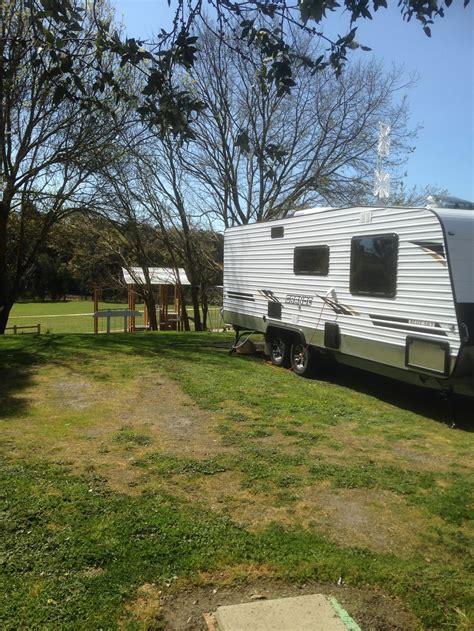 Ballan Caravan Park - 45 Jopling St, Ballan VIC 3342, Australia