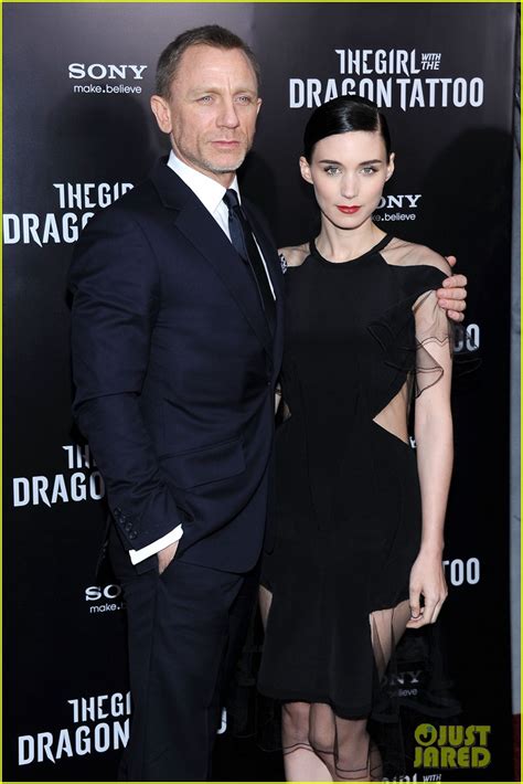 Daniel Craig & Rooney Mara Premiere 'Dragon Tattoo' in NYC: Photo ...