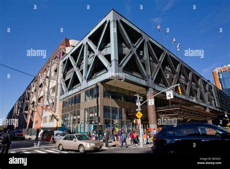 Port Authority Bus Terminal, Hell's Kitchen, Manhattan, New York City Stock Photo: 26485033 - Alamy