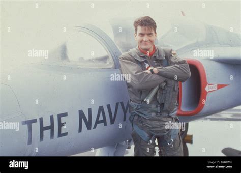 HOT SHOTS -1991 CHARLIE SHEEN Stock Photo - Alamy