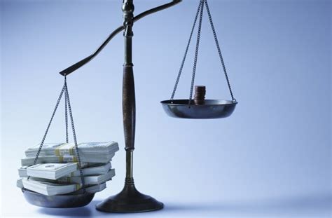 Economic Inequality: What It Is and How It Impacts You | Family Finance | US News