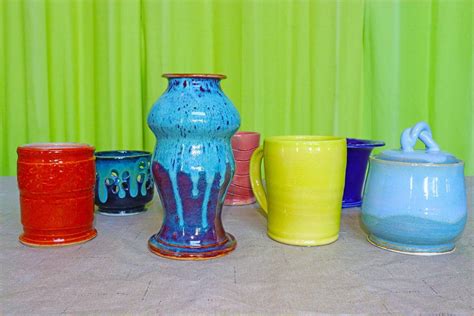Glazing Pottery Dip, Drip, And Brush | Pottery Glazing Tips - Pottery Crafters
