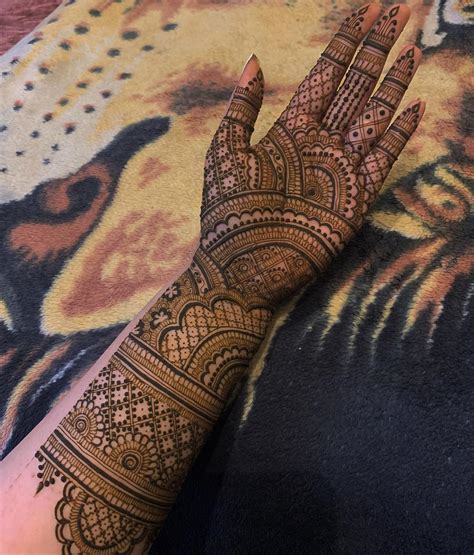 4,804 Likes, 5 Comments - Nav - N.Rai Henna (@navjotraii) on Instagram: “Practice after some ...