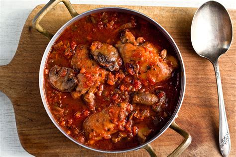 Chicken Cacciatore With Mushrooms, Tomatoes and Wine Recipe - NYT Cooking
