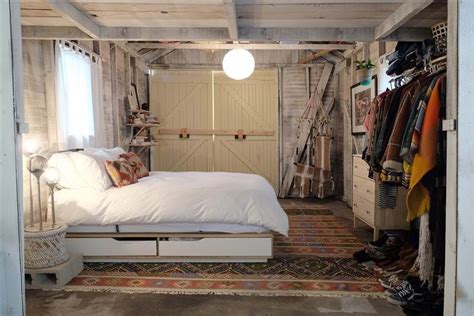 See a dingy garage transform into the coolest bedroom ever | Small bedroom remodel, Remodel ...