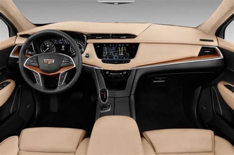 2019 Cadillac XT5: 106 Interior Photos | U.S. News