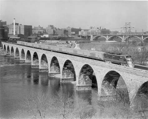 Stone Arch Bridge - HistoricBridges.org